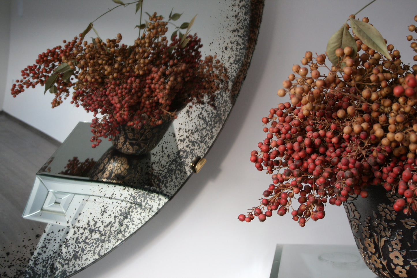 Antiqued Convex Mirror with Brass Clips, Hand crafted, Antiqued Wall Mirror, Curve Mirror, Wall Decor, Space Age